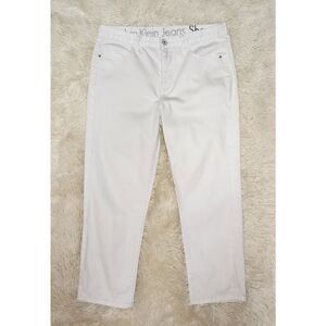 Calvin Klein Jeans Shape Womens Size 32/14 Vintage White Denim Straight Leg Pant
